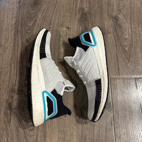 Adidas Ultraboost White Royal 2019 G54012 Running Shoes Mens Size 14 - Picture 3 of 16